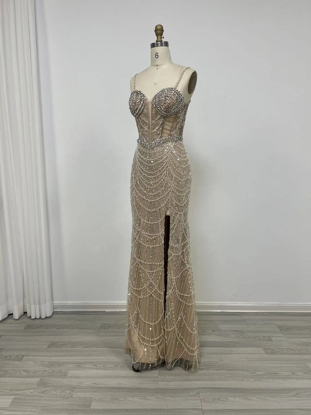 Luxury Dubai Mermaid Crysta Rhinestones Nude Evening Dresses Elegant Sweetheart Beaded Arabic Women Wedding Party Gowns