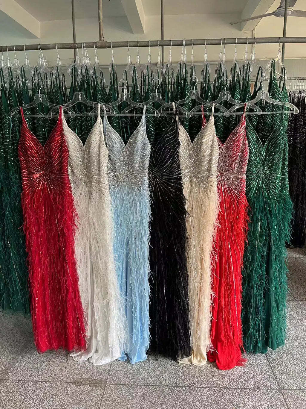 New 2022 Luxury Beaded Gown With Feathers Sexy Split Thigh Sheer Long Elegant Evening Dresses