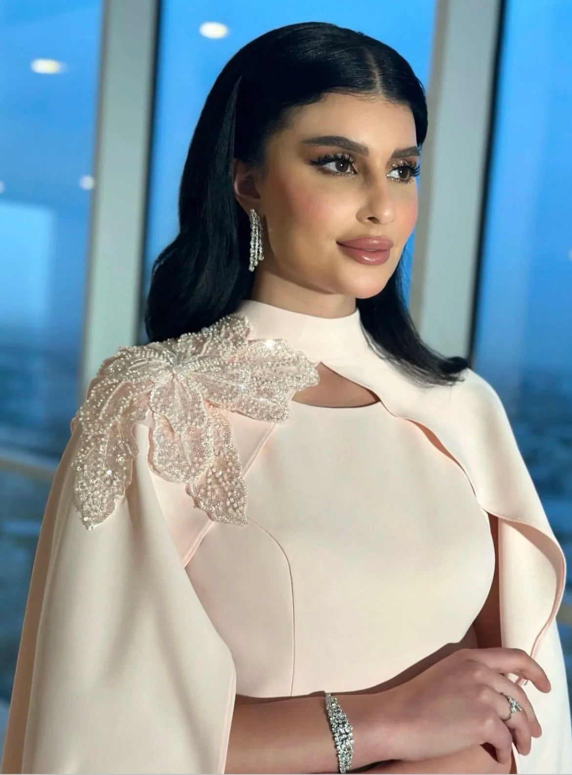 NEW Arrival Pink White Mermaid Evening Dress With Cape Sleeves Arab Beads Flowers Women Wedding Party Gowns