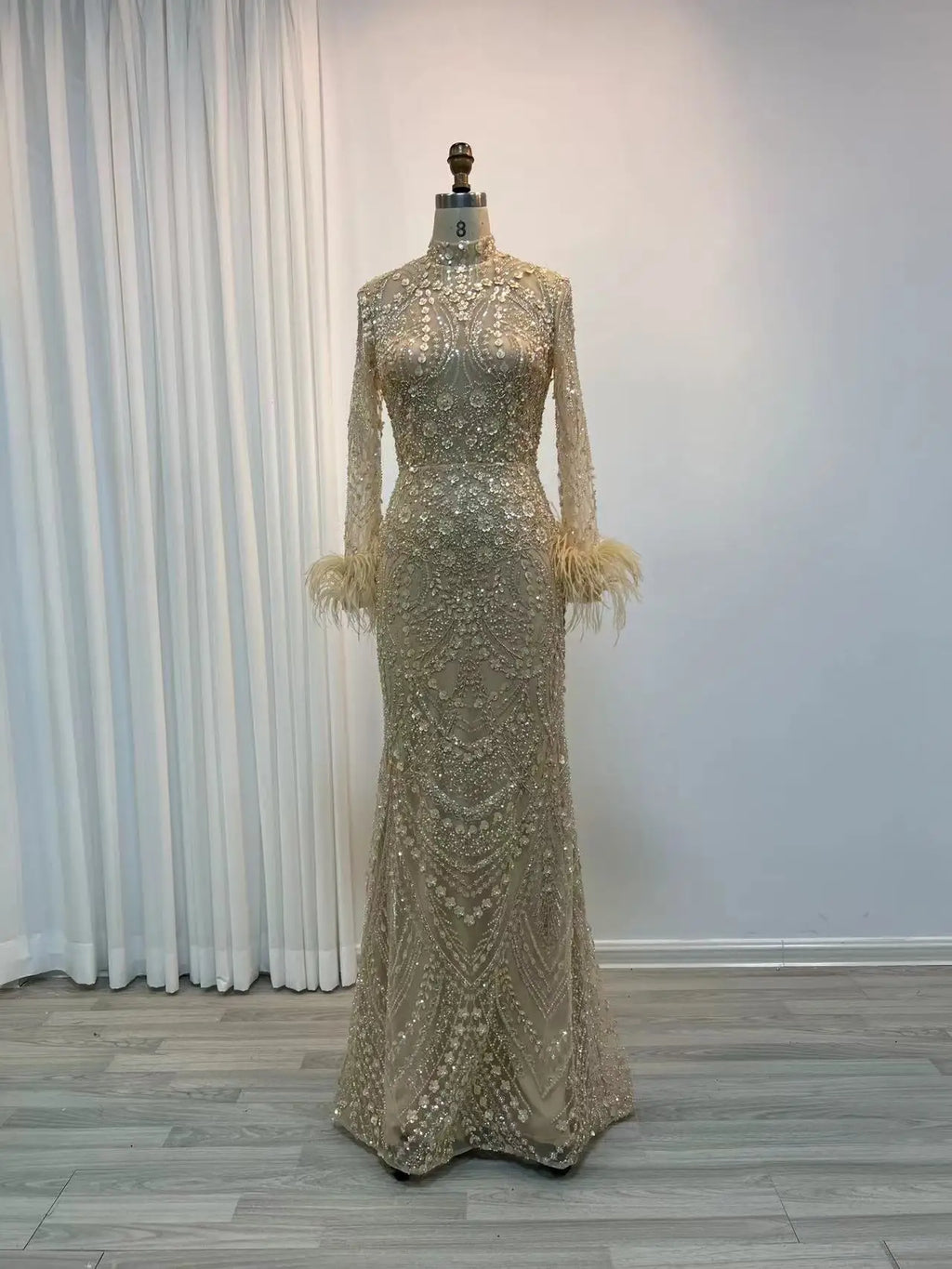 Long Sleeve Muslim Women Wedding Party Dubai Gowns Gold Luxury Beaded Feathers Mermaid Long Evening Dresses