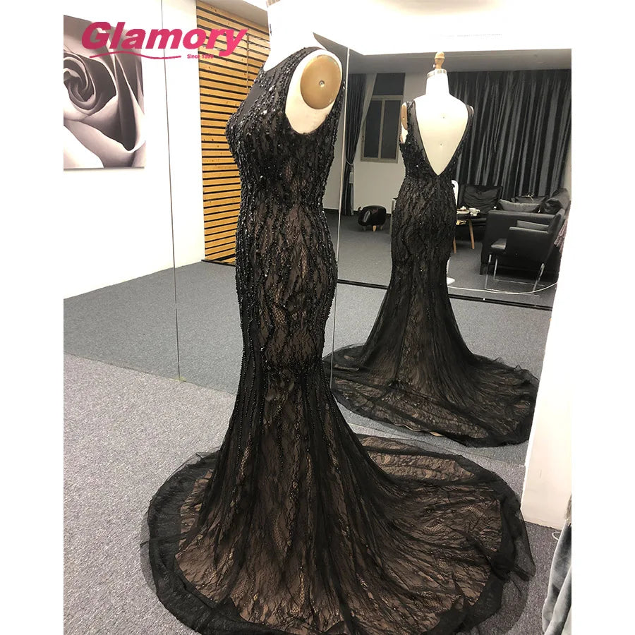 Black Long Patterns of Lace Low Backless Dress With Beads Mermaid Formal Evening Dresses
