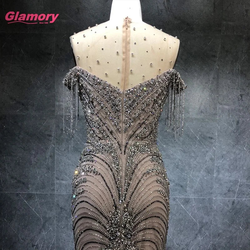 2021 New Arrival Crystal Luxury Evening Dress Long Tassel Beading Off Shoulder Women Party Evening Gown