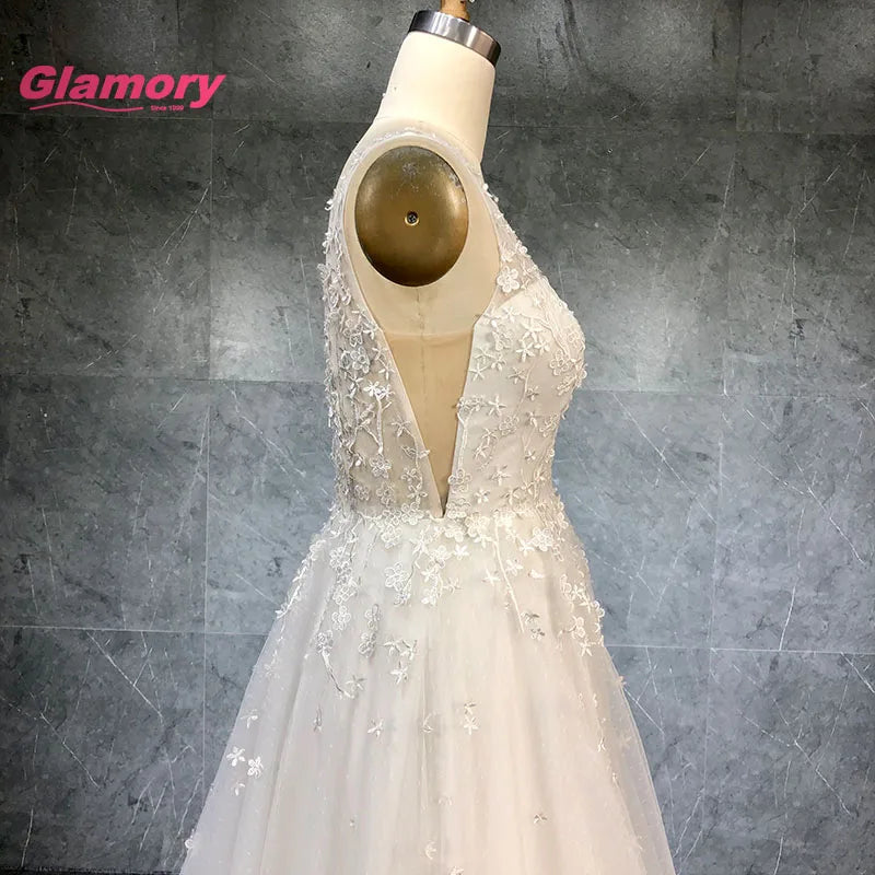 Ej test Latest A-Line V Neck Sleeveless Gown Lace Appliqued Tulle Bridal Wedding Dress