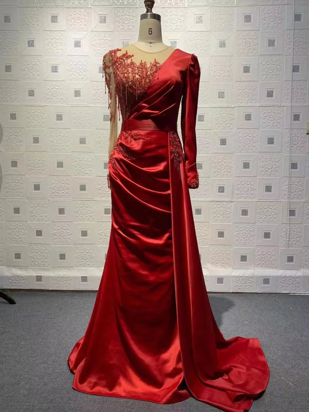 2021 New Style Long Sleeve Stain Evening Gowns Mermaid Beading Party Wear Dresses for Women