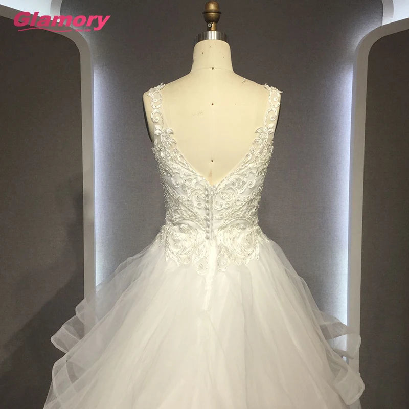 White Beading Lace Spaghetti Strap V-neck Bridal Gown Ruffles Tulle Skirt Wedding Dress