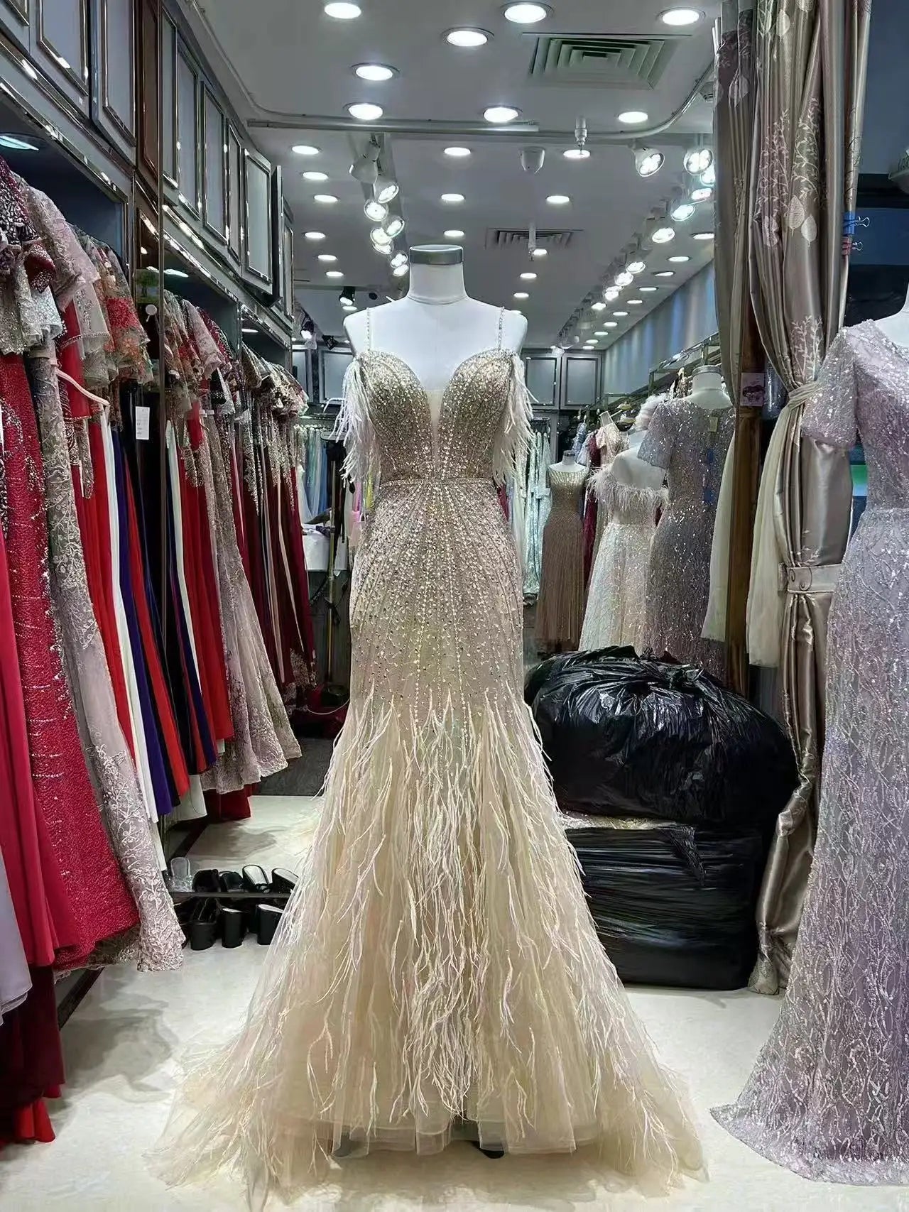 Luxury Feather White Nude Prom Evening Dresses Elegant Long Women's Wedding Party Dress