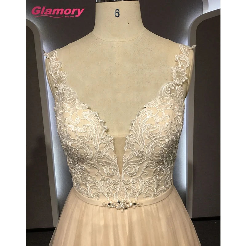 Newest Sleeveless Designer Light Champagne Bride Gowns Gorgeous Lace Long Wedding Dress