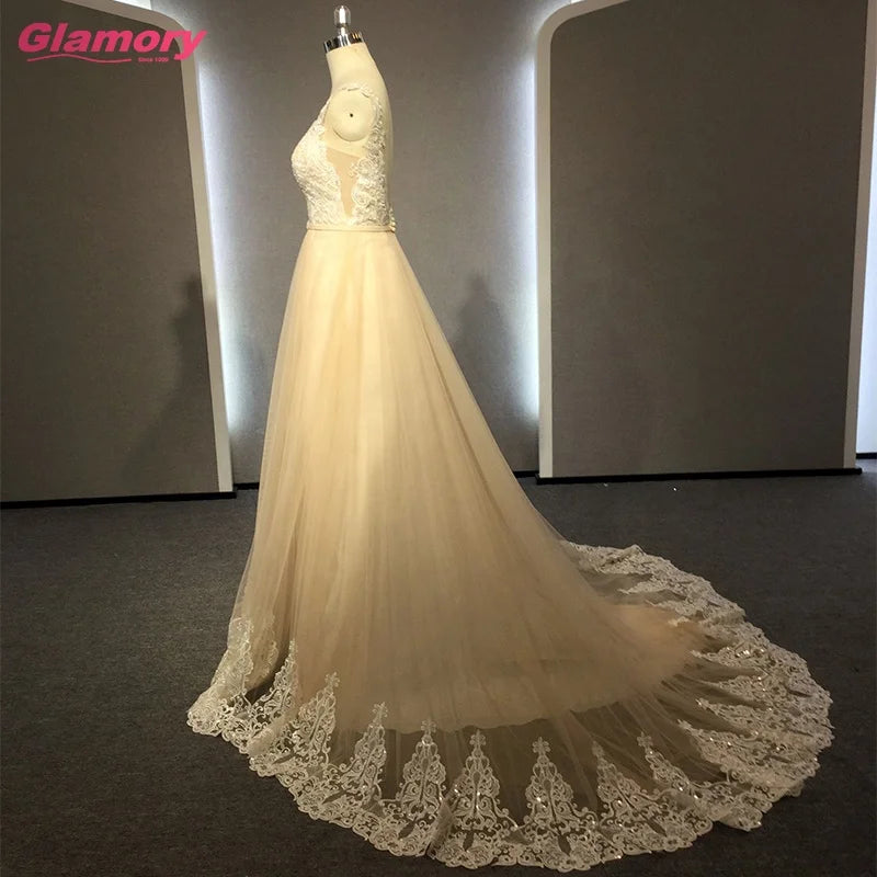 Newest Sleeveless Designer Light Champagne Bride Gowns Gorgeous Lace Long Wedding Dress