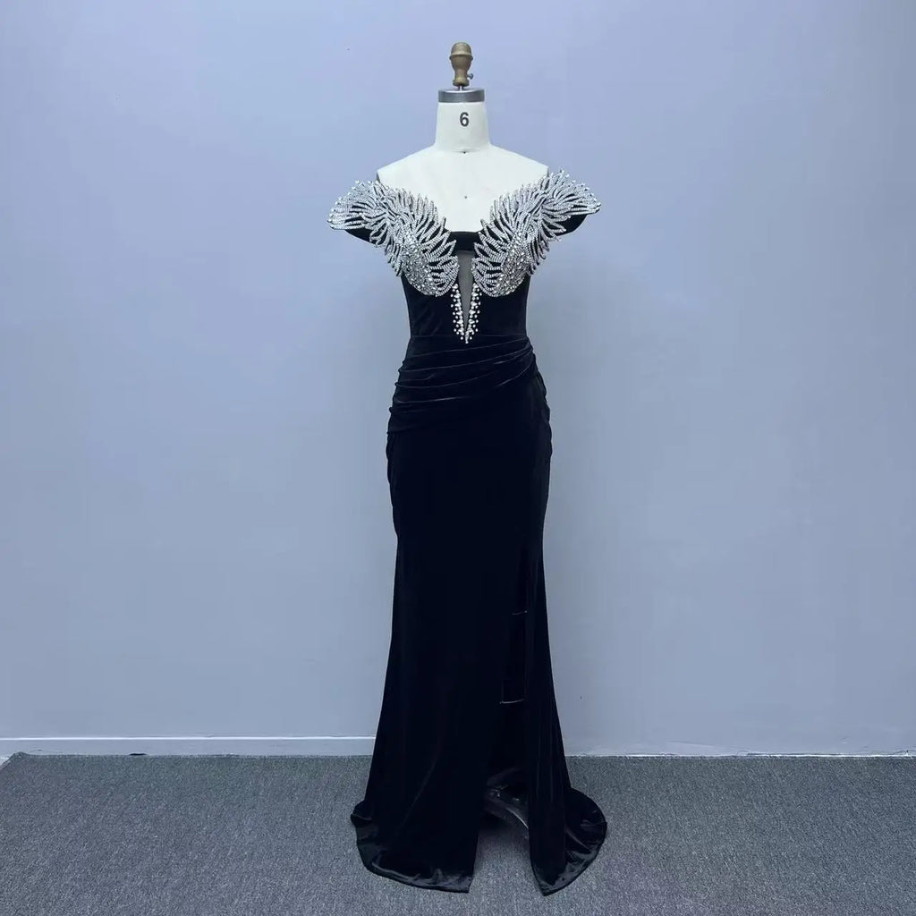 New High Quality Black Color Long Length Dress Thick Velvet Sexy V Neck Design Sexy Party Dress