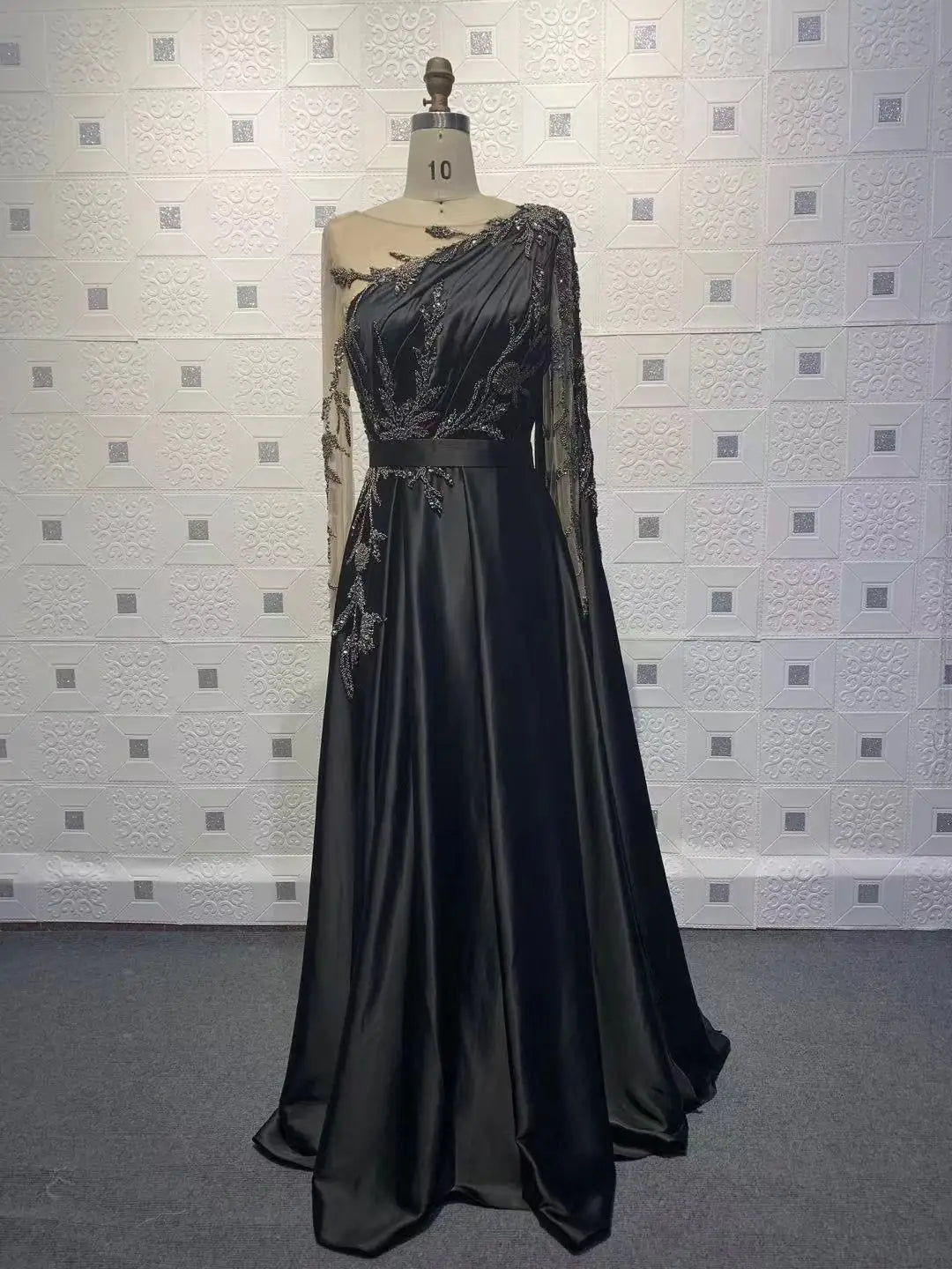 2020 New Arrival Long Sleeves Elegant Green Handmade Beading a Line Satin Prom Dress Plus Size for Woman Evening Party