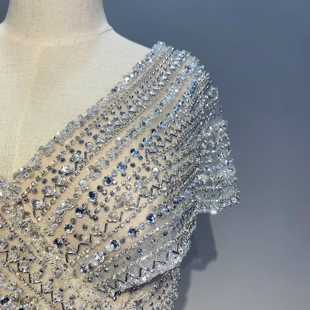 Silver Nude Mermaid Evening Gowns for Women 2023 Dubai Luxury Beading Sparkle Sleeveless Sexy Formal Dress