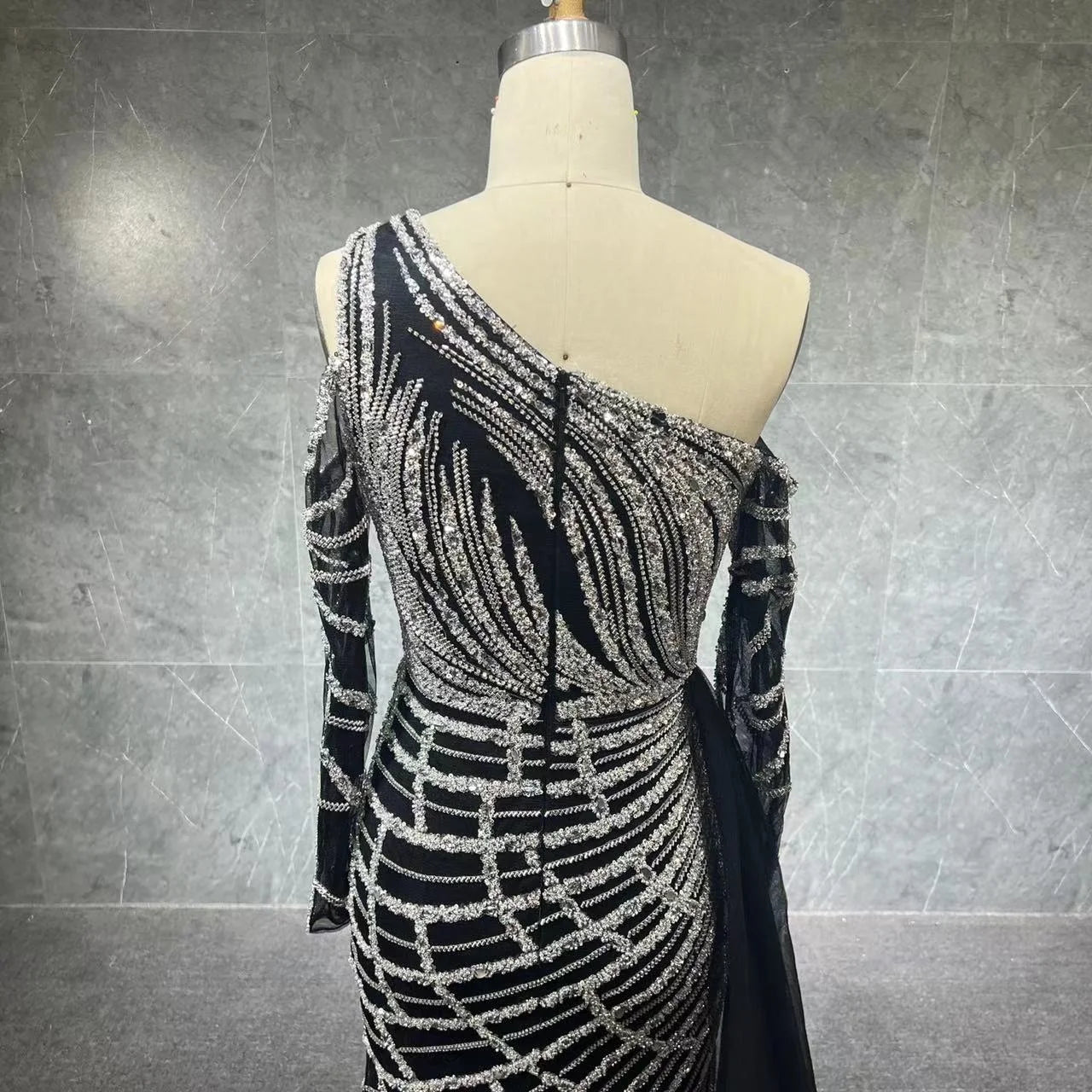 NEW 2024 One Shoulder Luxury Dubai Evening Dress Arabic Mermaid Prom Formal Dress for Wedding Party