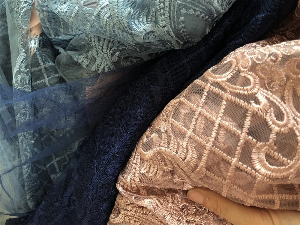 Dubai Sexy V-Neck Embroidery Beads Design Europe Plus Size Long Sleeves Women Gowns Formal Robe De Soiree Evening Dress