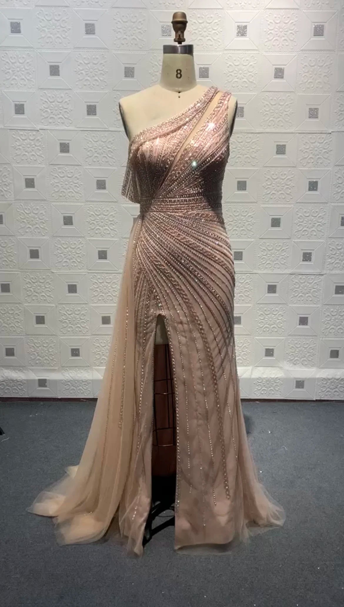 2022 New Elegant Hand-Made Beading Party Gown  Women Sexy  Top Fishtail Banquet Long Evening Dresses