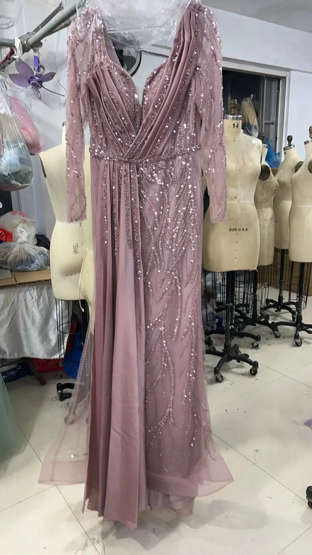 Wholesale Green V-neck Mermaid Beaded Evening Dresses Gowns 2024 Luxury Elegant Satin for Women Party