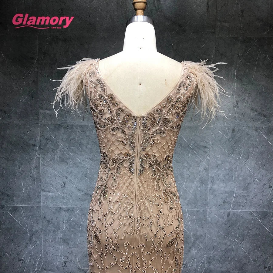 2021 New Champagne V Neck Sleeveless Sexy Luxury Mermaid  Beaded Evening Dresses With Feathers Party Gowns