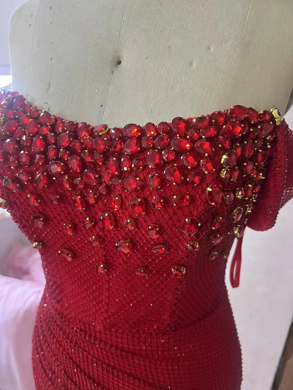 Red Off Shoulder Evening Dresses for Women Beaded with Front Leg Slit Fitted Bodice Perfect for Formal Events Prom