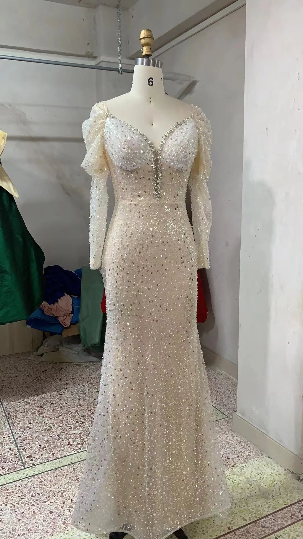 Light Champagne Pearls Evening Dress Women 2024 Mermaid Dress With Gloves Formal Prom Dresses