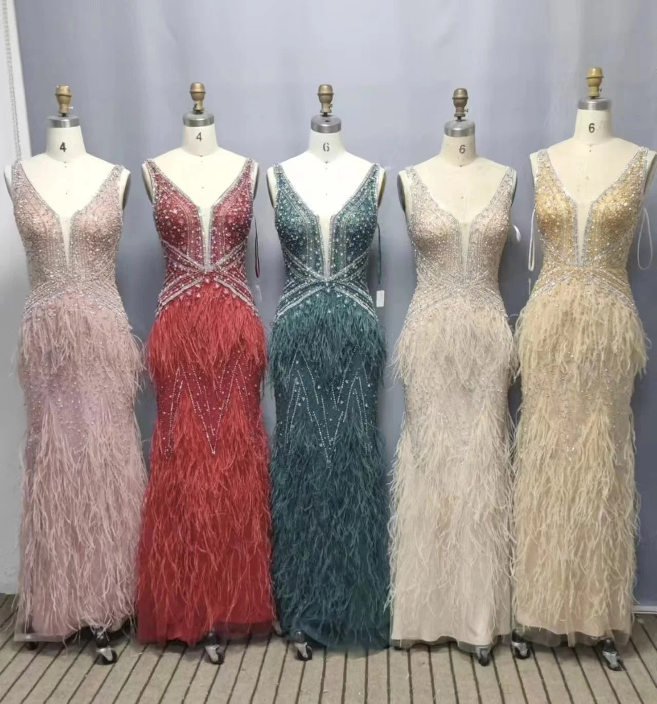 2022 New Handmade Beading Mermaid Evening Dresses With Feathers Sexy Split  Long  Evening Gowns for Women Party