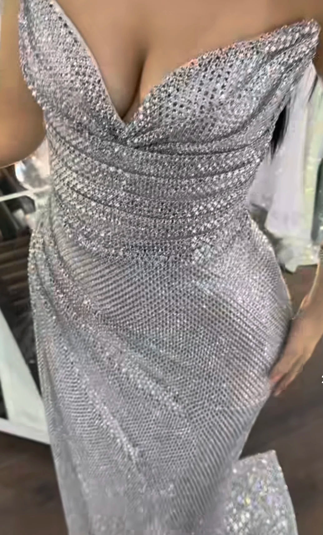 Silver Ladies Formal Evening Dress Sleeveless Elegant Beaded Long Prom Dress