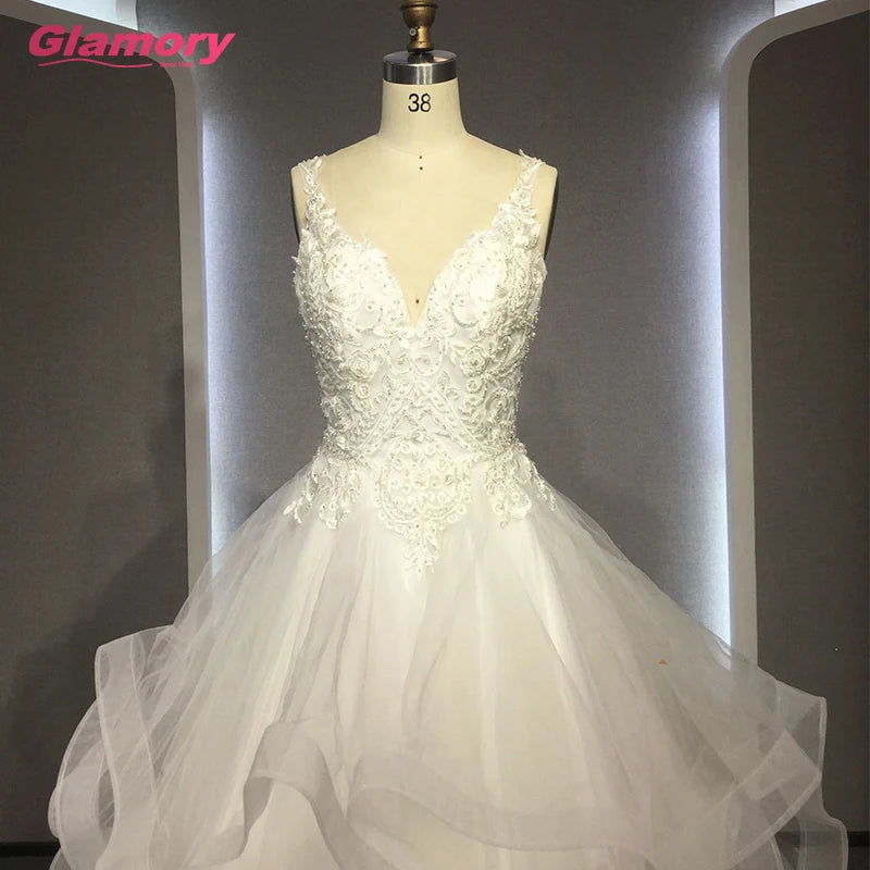 White Beading Lace Spaghetti Strap V-neck Bridal Gown Ruffles Tulle Skirt Wedding Dress