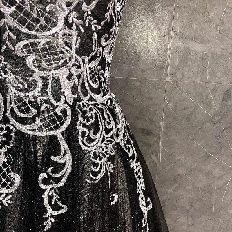 Chaozhou Factory 2020 New Design Lace Applique Spaghetti Strap A-line Black Glitter Tulle Maxi Prom Dress for Banquet