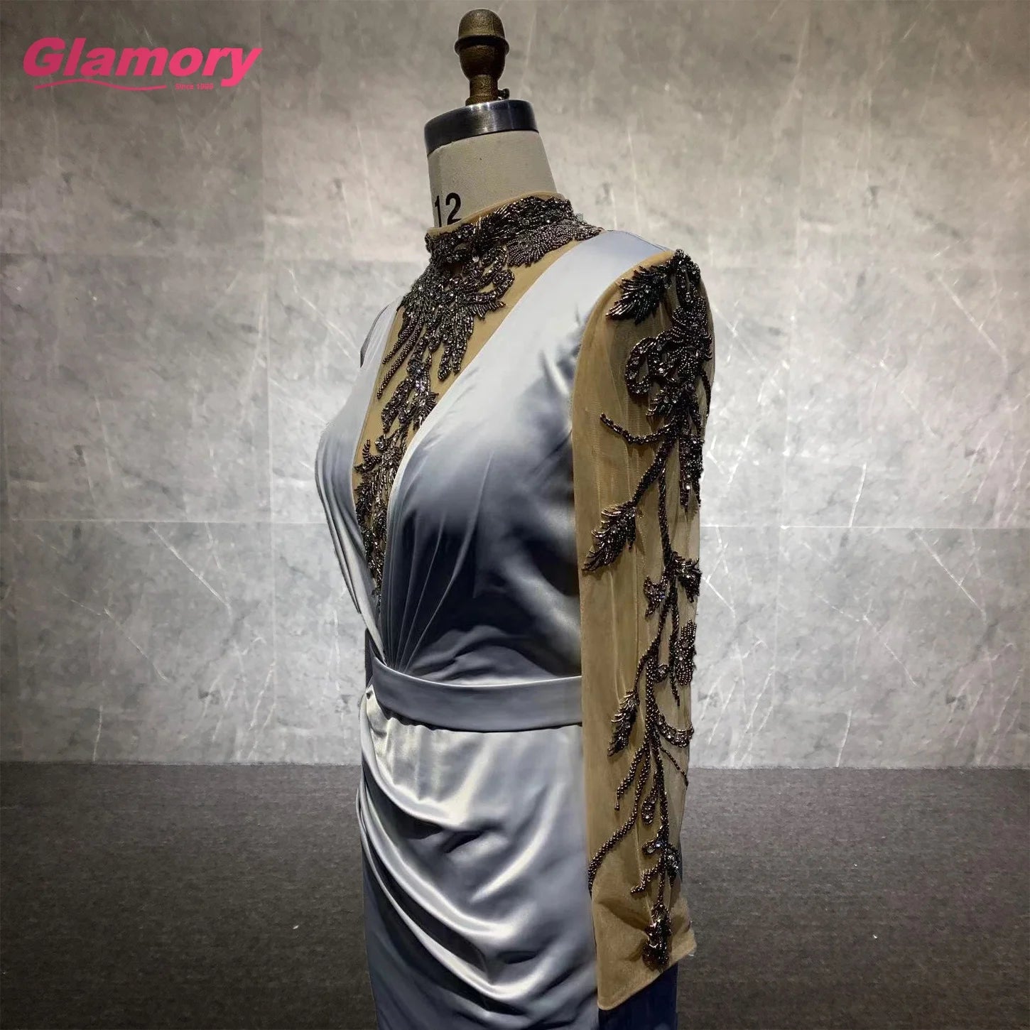 New 2021 Full Sleeve Bodycon Satin Evening Dress With Beads Sexy Banquet Evening Dress for Women