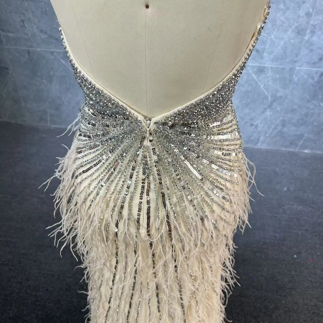 New Arrival Luxury Beaded Gown With Feathers High Neck Thigh Sheer Long Elegant Evening Dresses