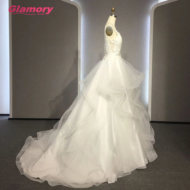 White Beading Lace Spaghetti Strap V-neck Bridal Gown Ruffles Tulle Skirt Wedding Dress