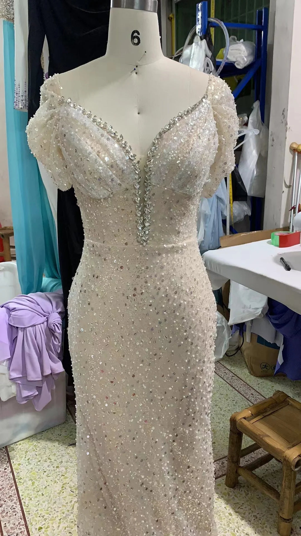 Light Champagne Pearls Evening Dress Women 2024 Mermaid Dress With Gloves Formal Prom Dresses