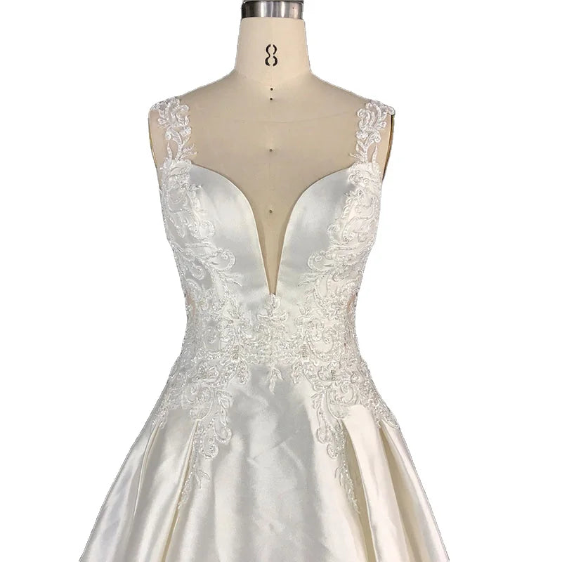 2020 Custom Made Elegant Vestido De Noiva Soft Satin Lace Appliqued Wedding Ball Gown Bridal Dresses