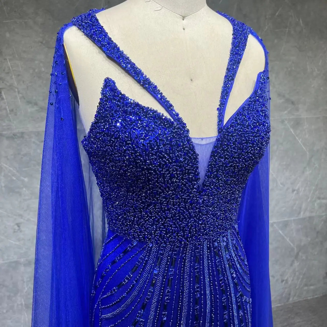 2025 Blue Luxury Dubai Beaded Lace Cape Sleeves Mermaid Evening Gown for Women Wedding Party Dresses