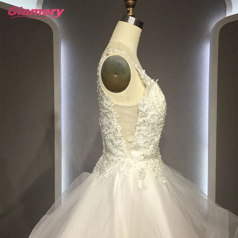 White Beading Lace Spaghetti Strap V-neck Bridal Gown Ruffles Tulle Skirt Wedding Dress