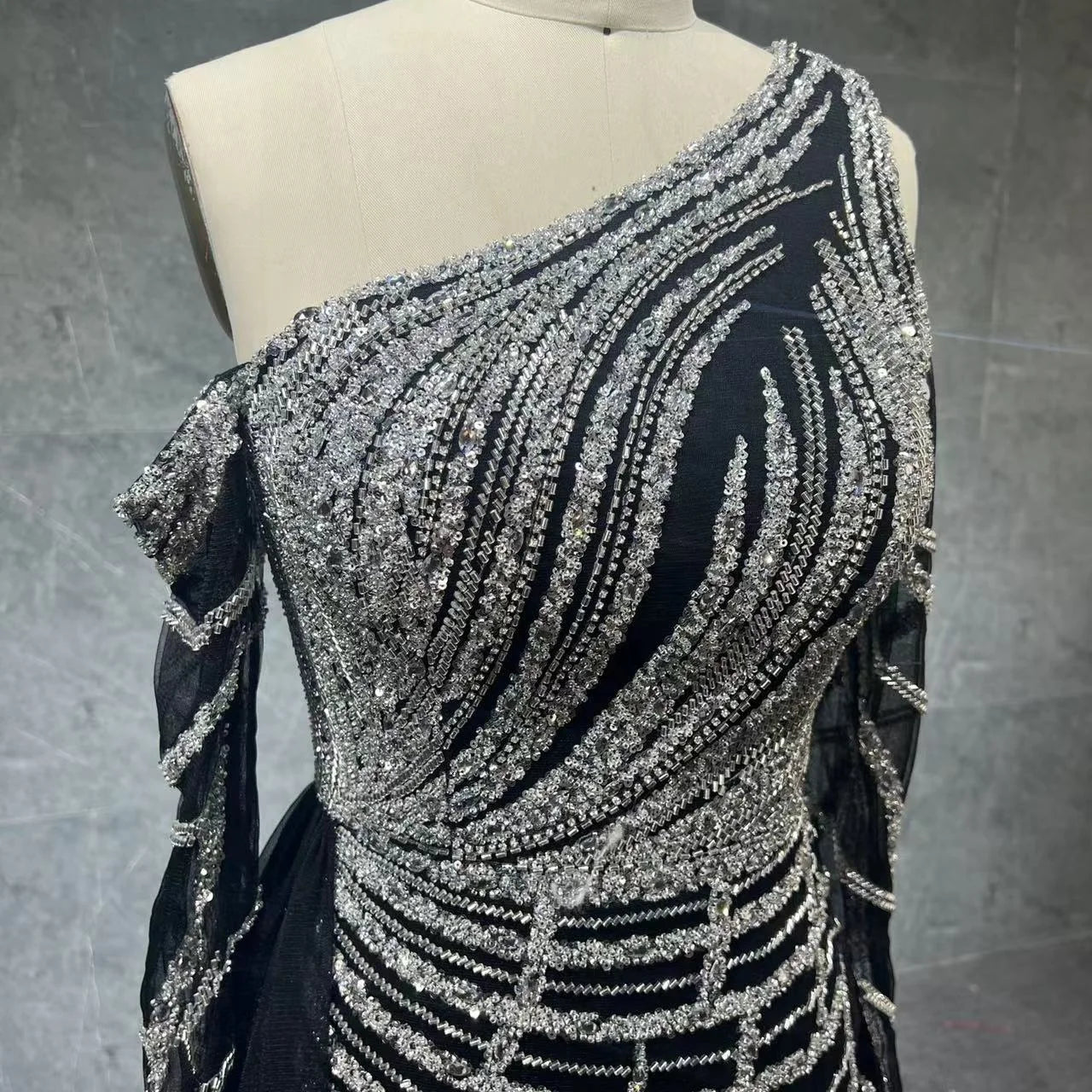 NEW 2024 One Shoulder Luxury Dubai Evening Dress Arabic Mermaid Prom Formal Dress for Wedding Party