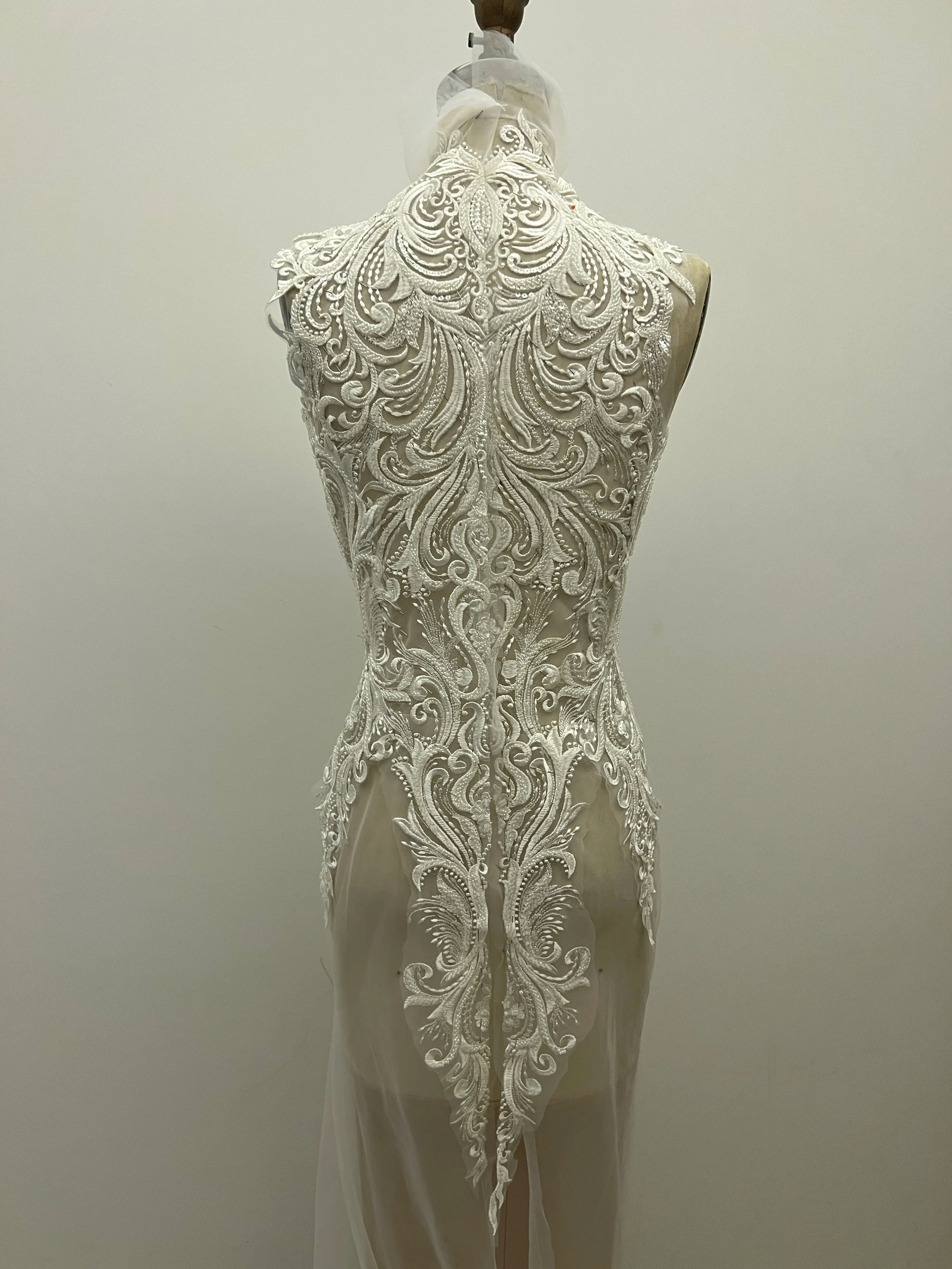 2024 NEW Long Sleeve Saudi Arabia Dresses High Neck Lace Beading Mermaid Wedding Dress