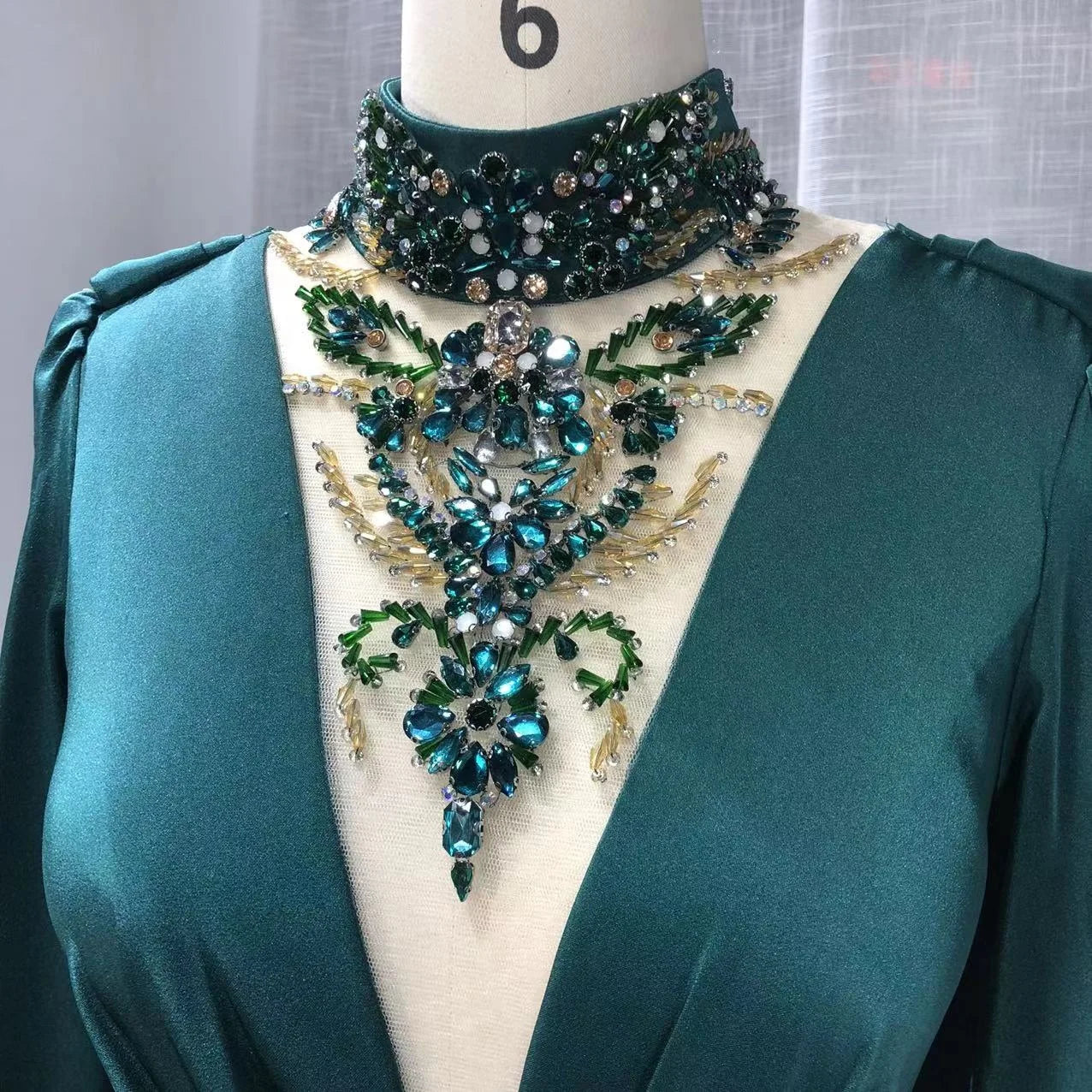 Real Photos Long Sleeve High Neck Green Color Evening Dresses Crystal Beaded Long Prom Party Dresses