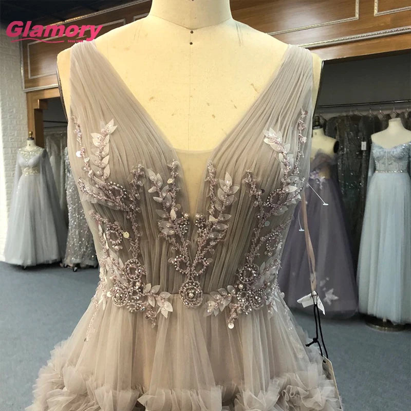 2020 Fashion New Design Grey Tiered Tulle Evening Dresses Long Beaded Lace Floral Applique Prom Gown