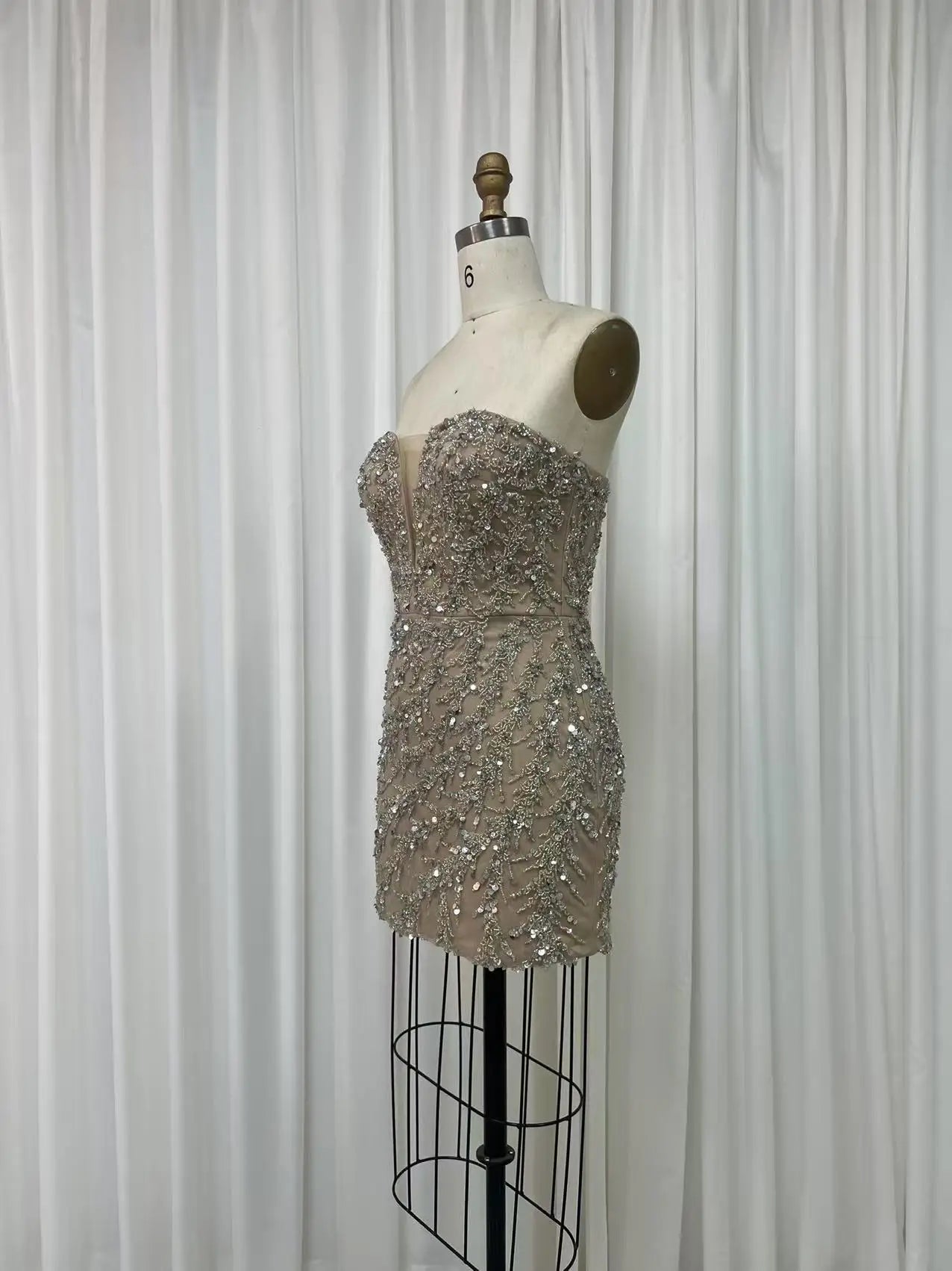 Short Beaded Prom Dress Fashion Sweet heart Mini Party Gown for Sexy Ladies